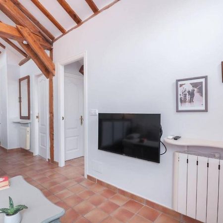 Cozy One-Bedroom Penthhouse La Latina Madryt Zewnętrze zdjęcie
