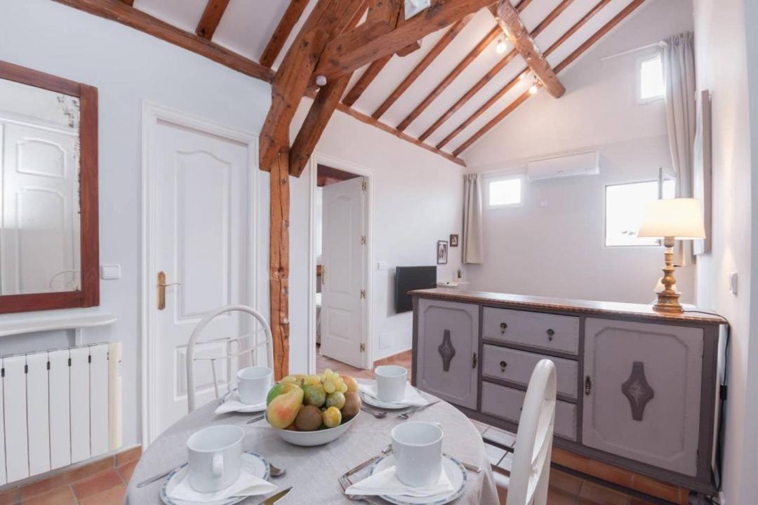 Cozy One-Bedroom Penthhouse La Latina Madryt Zewnętrze zdjęcie